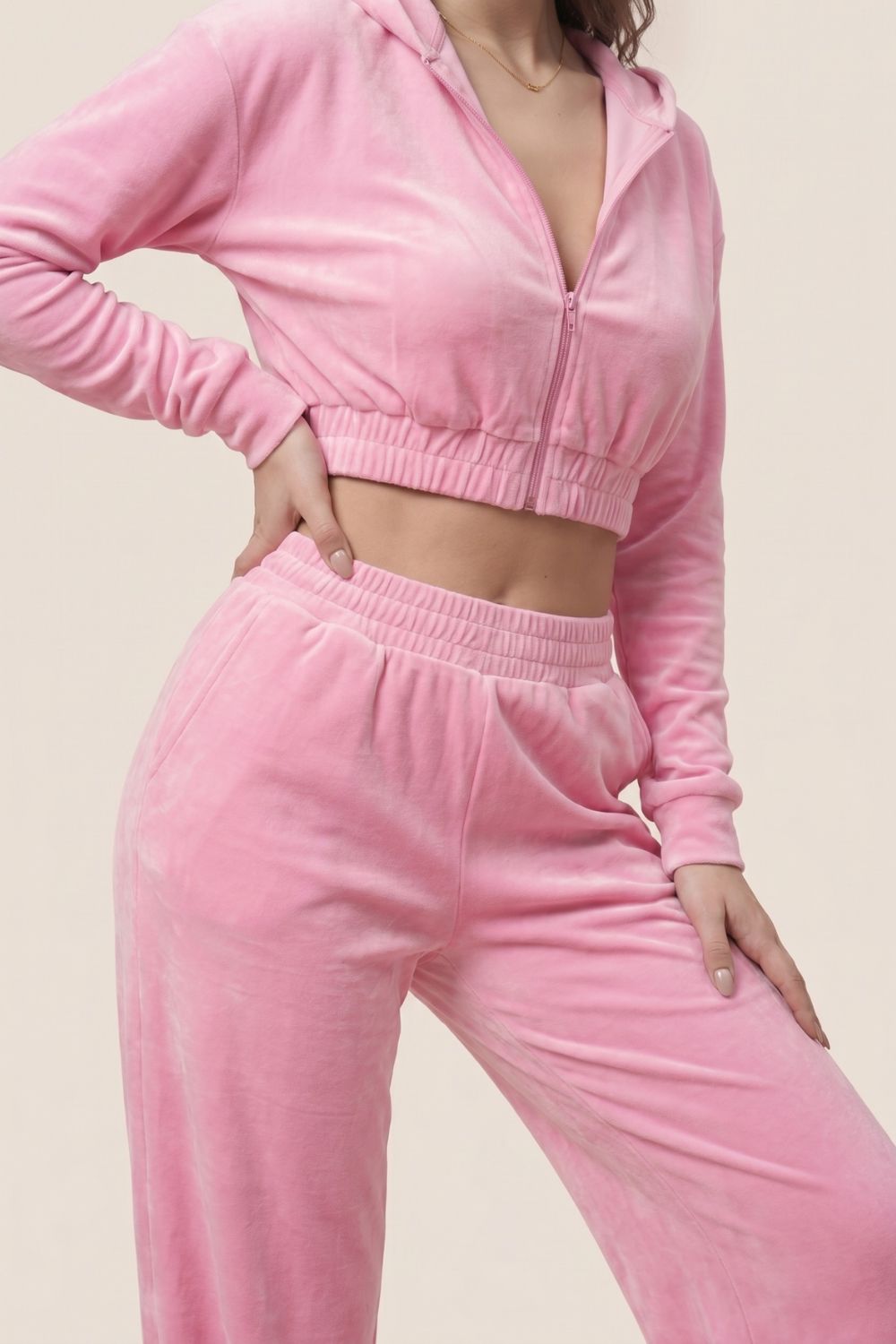 [PRIORIDADE] Traje de sudadera con capucha y cremallera de manga larga ultra corta casual para mujer, pantalones deportivos elásticos de cintura, conjunto de dos piezas para mujer