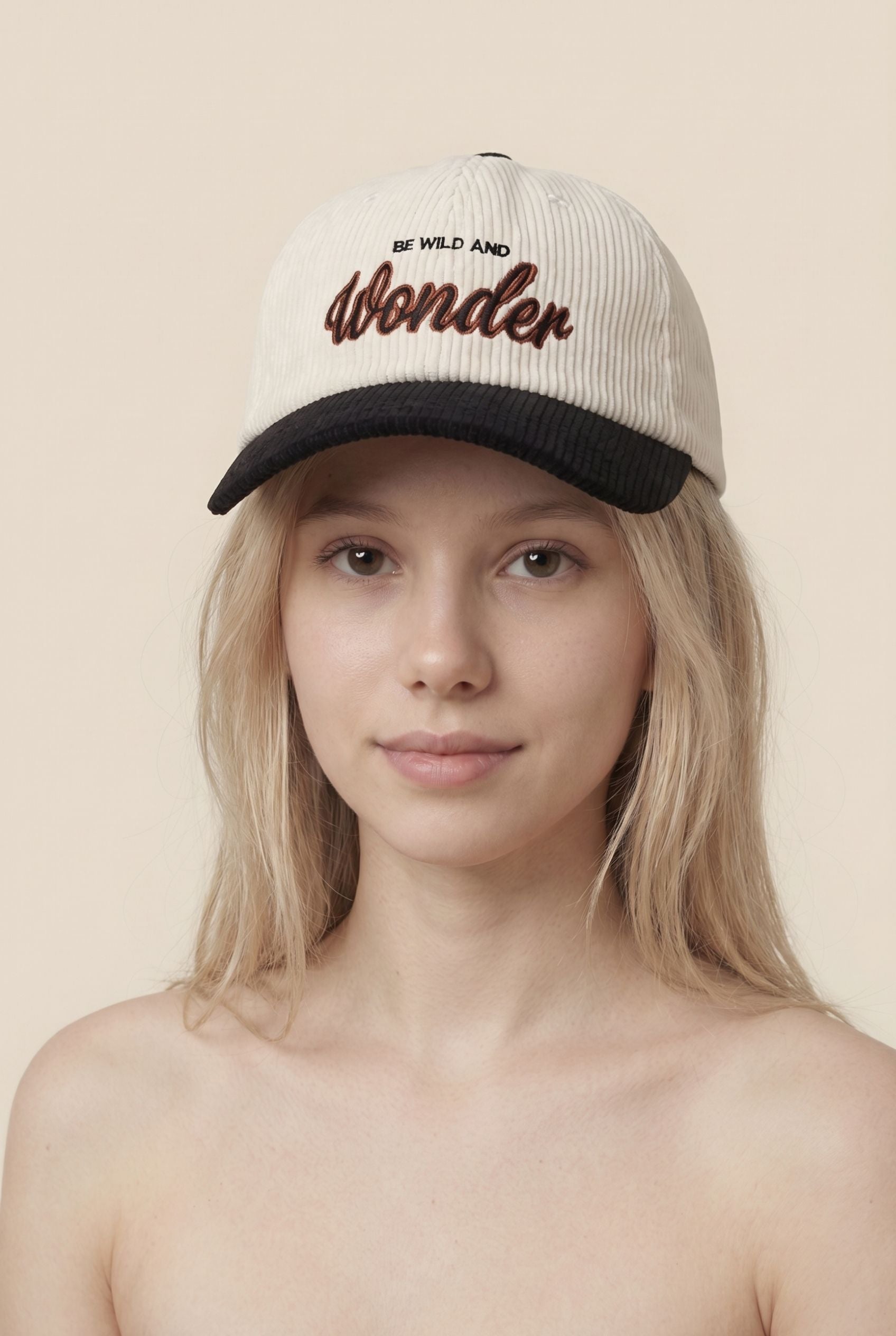 Gorra lifestyle de pana con visera curva