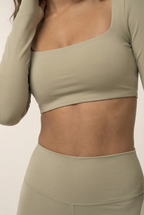 Conjunto a juego de Estudio de Contorno acampanado Sleek