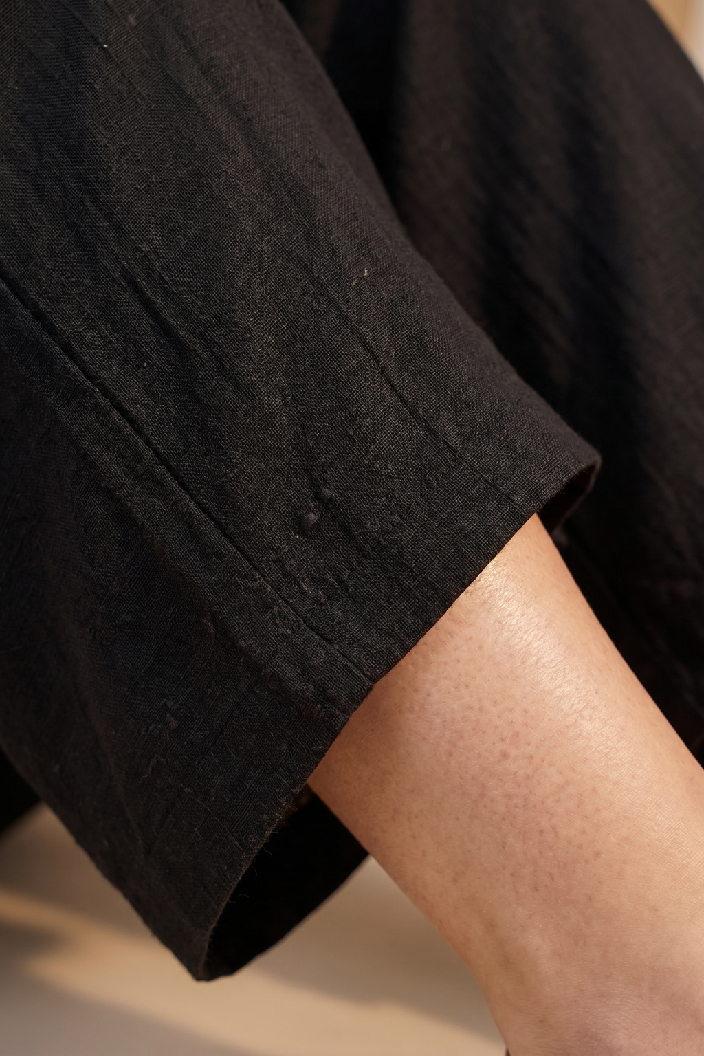 Pantalón de pernera ancha fluido de talle alto
