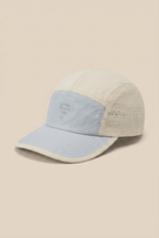 Gorra de exterior con paneles de bloques de color