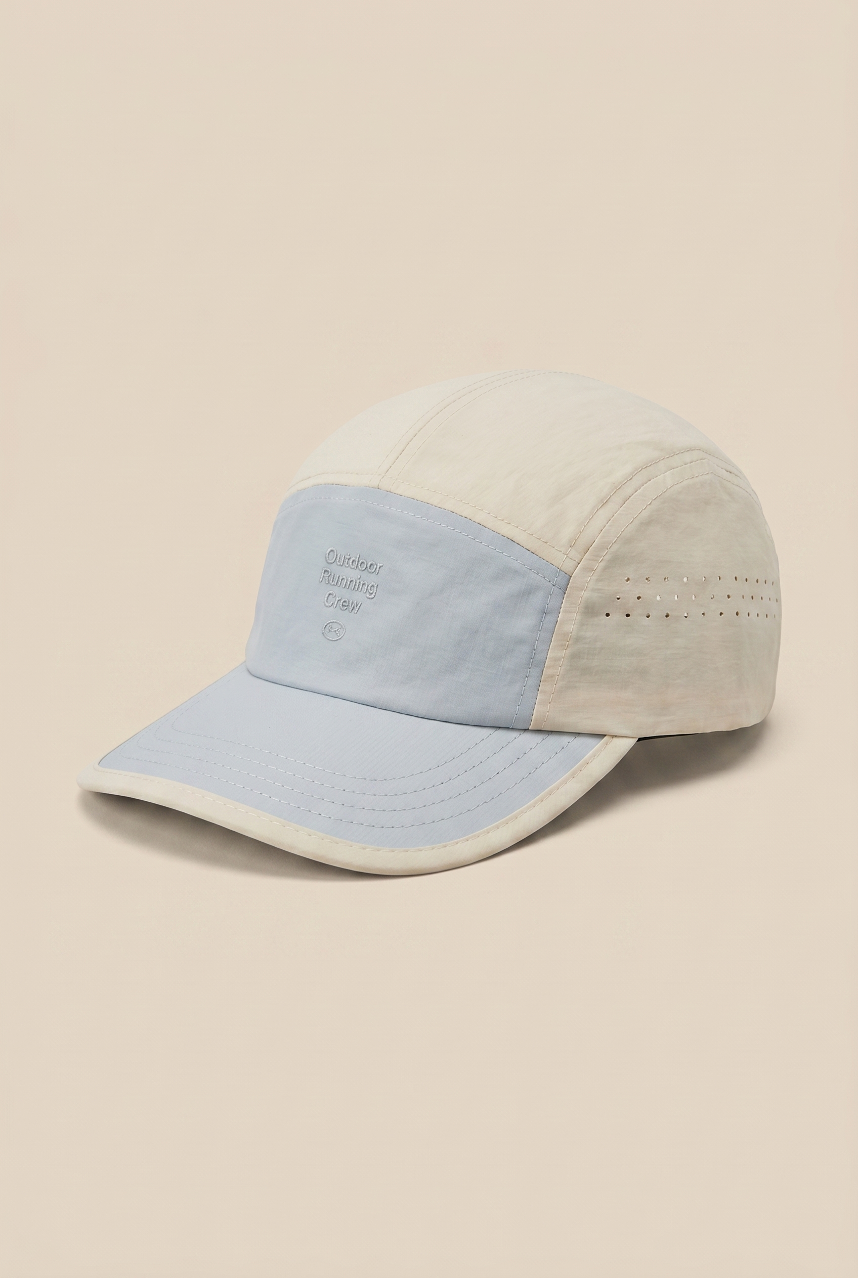 Gorra de exterior con paneles de bloques de color