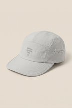 Gorra de exterior con paneles de bloques de color