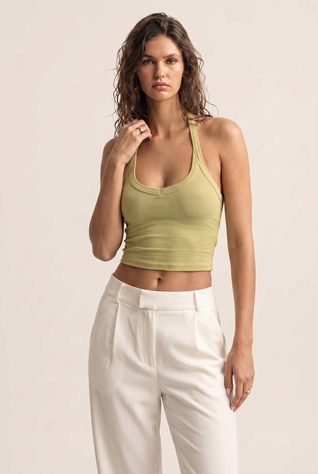 Camiseta larga halter acanalada con contorno