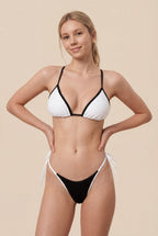 Bikini de triángulo de complejo turístico brasileño