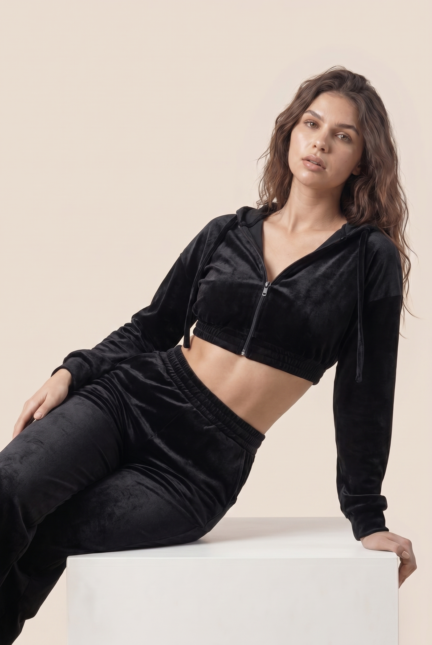 [PRIORIDADE] Traje de sudadera con capucha y cremallera de manga larga ultra corta casual para mujer, pantalones deportivos elásticos de cintura, conjunto de dos piezas para mujer