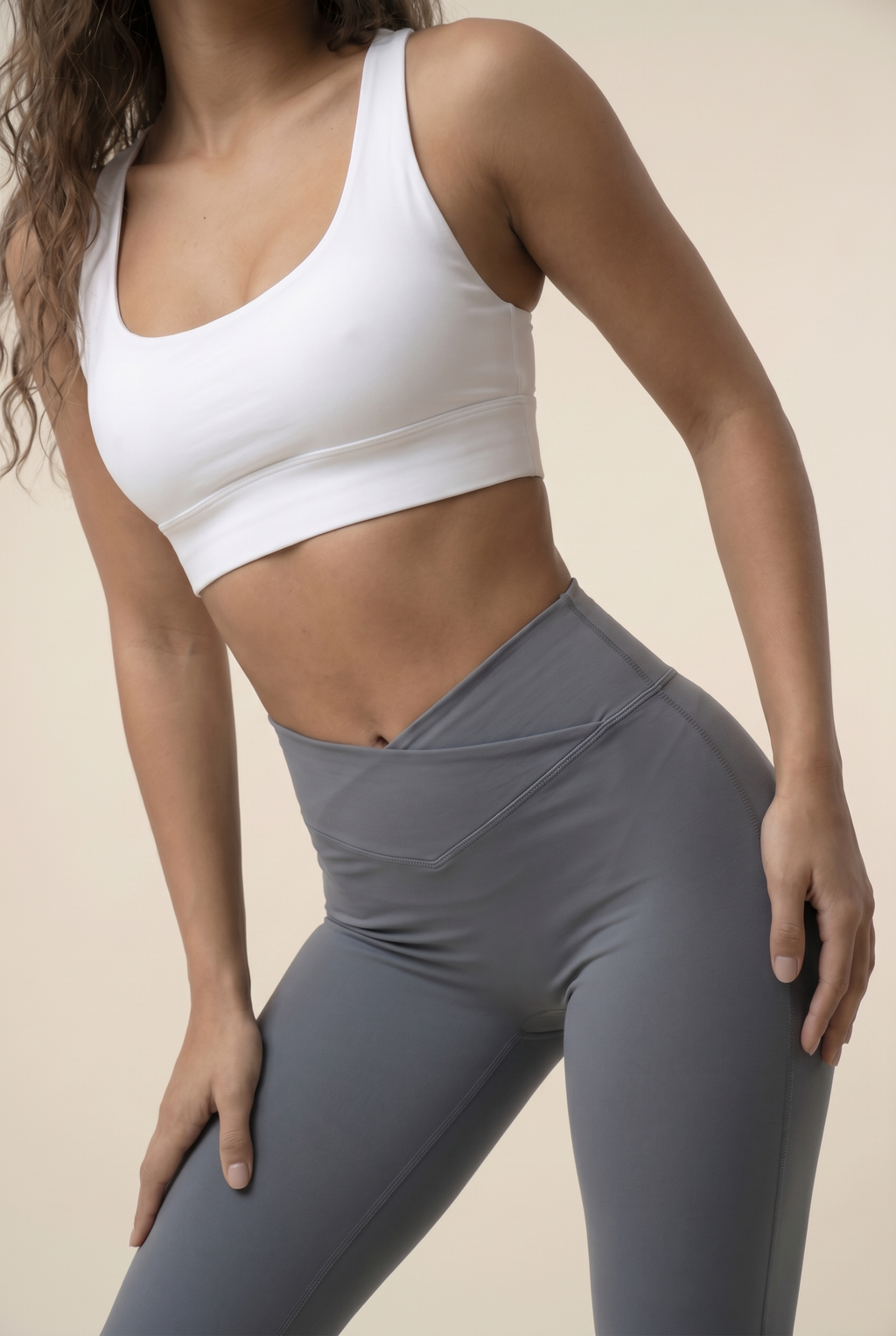 V-Waist Sculpt Contour Performance Legging