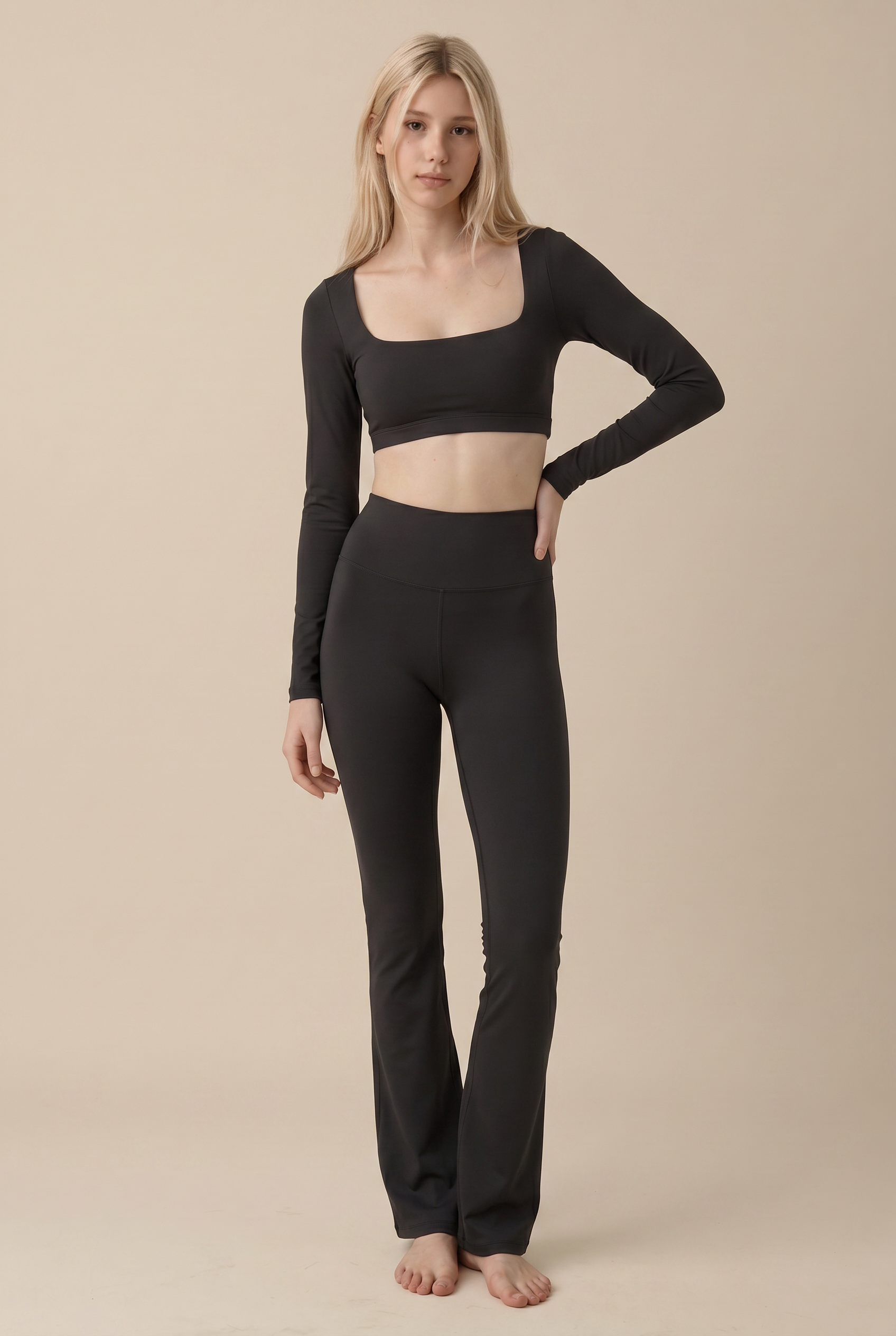 Conjunto a juego de Estudio de Contorno acampanado Sleek
