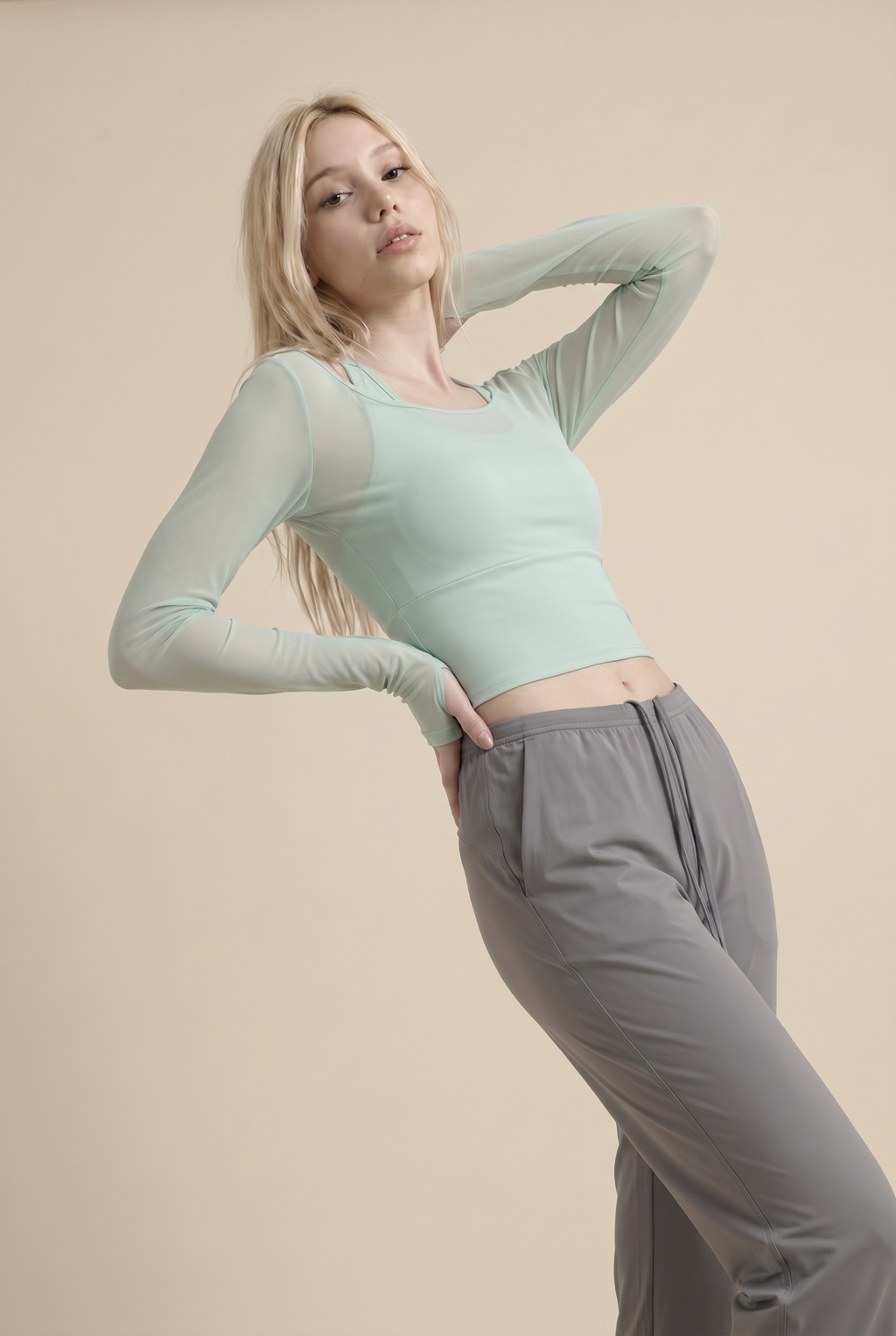 Ropa de Yoga Tops Deportivos de Otoño e Invierno con Almohadillas en el Pecho Entallados Adelgazantes de Manga Larga Elegantes para Entrenamiento Fitness Gimnasio