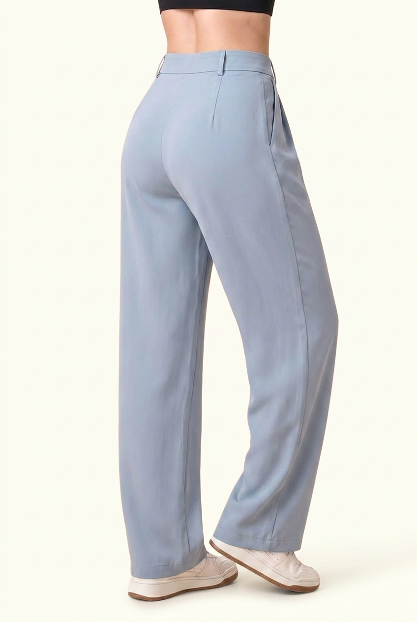 Refined Motion Wide Leg Pant